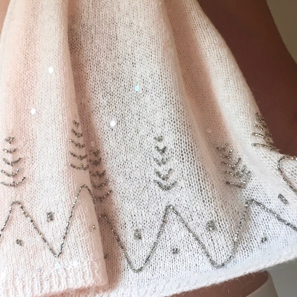 ❄️💗 Winter Scarf 💗❄️ - Picture 2 of 4